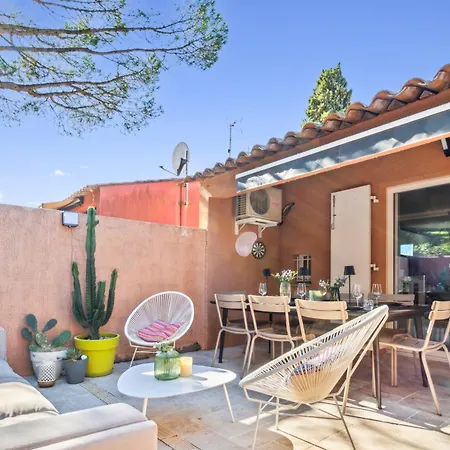Le Mazet Aux Cactus - Maison Avec Piscine Partagee Semesterbostad